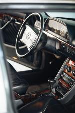 Mercedes-Benz 560 ТEL by Caro International 1990 года